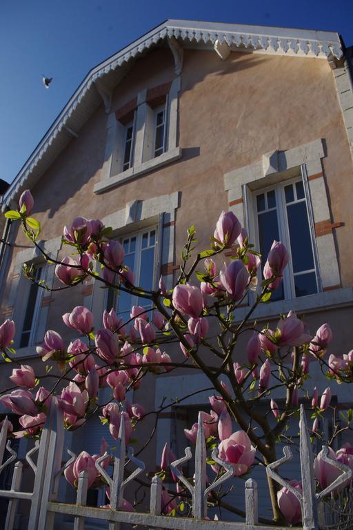Chambres D'Hotes Couleurs Du Temps Périgueux Exterior foto